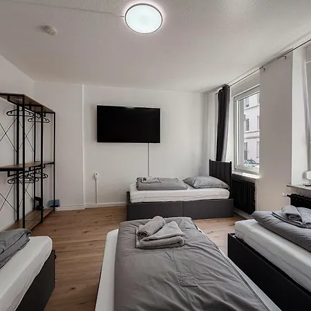 Frida Freundliche 37 Qm 4 Einzelbetten In Essen-frohnhausen Essen